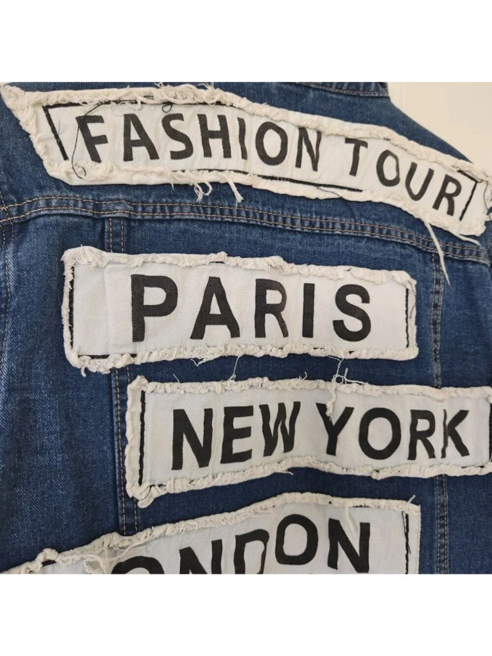 Distressed Denim Jacket Paris New York London Milano Oversized Glam Supermodel - Picture 3 of 13
